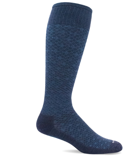 SW100M_Featherweight_Navy-600_Web_Nov21.jpg